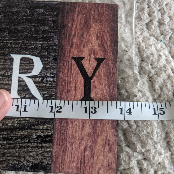 Wooden LAUNDRY Sign - Picture 3 of 4